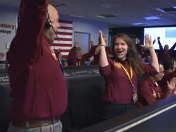 탐사선 인사이트 ‘마의 7분’ 뚫고 화성 땅 밟다