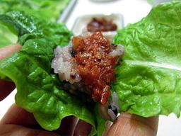 한국에서는 먹는데 미국에선 <strong>판매</strong>도 섭취도 <strong>금지</strong>된 식품