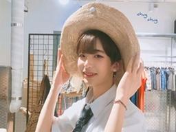 "취향 존중해주세요" 10대 남학생들이 <strong>메이크업</strong>하는 이유