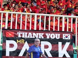 박항서 매직에 결승전 <strong>암표</strong>값 폭등…중산층 월급으로도 못 본다