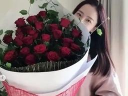 <strong>마이크로닷</strong>♥홍수현, 빚투 논란에도 연애전선 이상無?