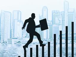 퇴직금 날리고 친정 기웃거리는 전직 펀드<strong>매니저</strong>들