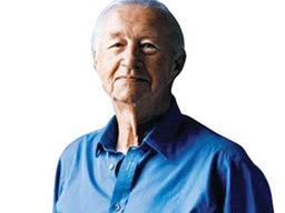 <strong>디자인의</strong> 거장을 깨우는 건, 아침 위스키와 와인 한잔