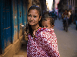 세계를 돌며 모성의 힘을 느끼게 하는 사진을 찍은 사진작가 미하엘라 노로크