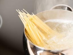 “중금속 줄이려면 깨 기름 짜고, 녹차 <strong>티백</strong> 2분만 우려야”