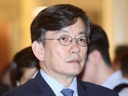 손석희 측 "접촉사고때 동승자 존재 주장 허위…입증 근거있어"