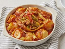 설날 남은 가래<strong>떡</strong> 해결법 ①‘가래<strong>떡</strong> 김치말이짜글이’