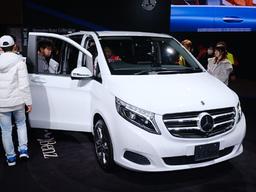 한국에서 만날 수 없는 그 존재, ‘<strong>메르세데스</strong>-벤츠 V 클래스’