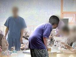 40대 아들, 10년간 돌본 치매증세 <strong>부친</strong> 살해하고 투신해 숨져