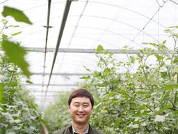 “이젠 땅과 토마토를 <strong>디자인</strong>하죠”…농부가 된 디자이너, ‘그래도팜’ 원승현 대표