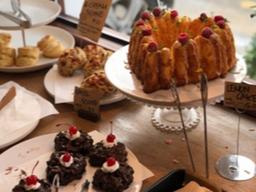 봄기운 솔솔 따라가는 2019 연남동 카페 로드