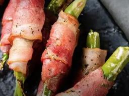 "10분이면 완성~" 고추베이컨말이