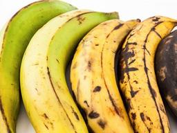 바나나, 풀색 남아있을 때 사서 검은 점 생길 때쯤 드세요