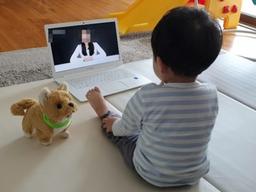 <strong>스마트폰</strong> 육아, 어떻게 생각하십니까