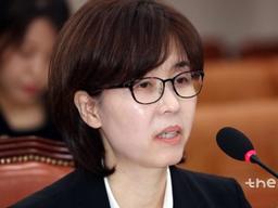 <strong>이미선</strong> 청문회... 與조차 "주식이 왜 이렇게 많아" 탄식