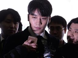 승리 단톡방 멤버들, 주점서 `해피벌룬` 환각파티…물뽕 의혹도