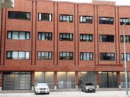 블루보틀, 파란색 빨대 뺀다…한국 1호점도 ‘종이 빨대’ 제공