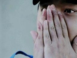 '마약 투약' 박유천, 다리·손 상처 재조명…메스<strong>버그</strong> 현상 '의혹'