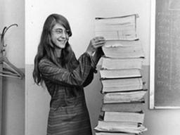 여성이 <strong>인류</strong>를 달로 보냈다