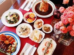 맛은 '기본' 분위기는 '덤', 가성비 훌륭한 이태원 레스토랑 추천