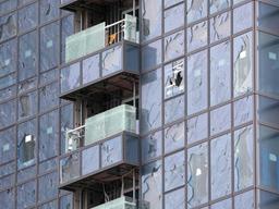 101층짜리 부산 엘시티, 관리부실에 바람 불면 거대한 흉기 돌변