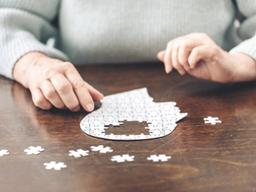 나이들수록 편견 강화, 운동으로 굳어가는 뇌를 깨우자