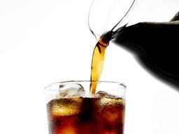 커피는 커지고, 술은 작아지고…