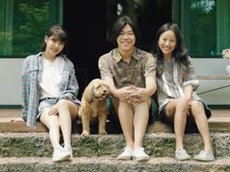 10대부터 40대까지 모든 사람들 기억 속에 전성기인 유일한 <strong>연예인</strong>