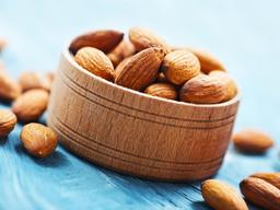 한국인이 가장 선호하는 <strong>견과류</strong>는 아몬드