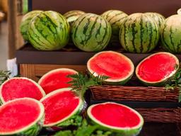 여름 채소와 과일, ‘꼭지를 살피세요’