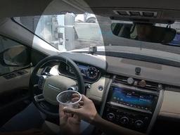 큰맘 먹고 '1억 랜드로버' 샀는데…천장서 물 '콸콸'