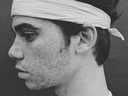 디즈니 ‘디센던츠’의 캐머런 보이스 잠자다 <strong>심장마비</strong>로 요절