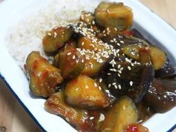 <strong>2</strong><strong>천원</strong>의 행복, 두반장 가지덮밥