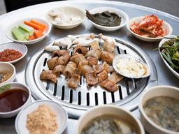 회식 장소로 '딱', 퇴근 전부터 줄 서는 <strong>2호선</strong> 껍데기 맛집 추천