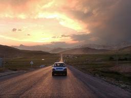 모순으로 가득한 나라… <strong>이란</strong>의 숨겨진 심장 속으로