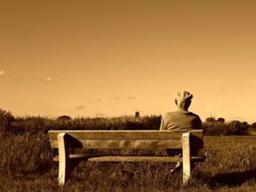 죽음 기다리던 전쟁포로가 살아 갈 힘을 찾게한 이것