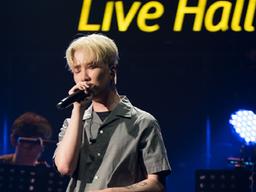 윤현상 측 "구토·<strong>발열</strong> 증상으로 입원…활동 일시 중단"