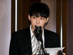 <strong>박유천</strong>, 끊이지 않는 논란…이번엔 과거 경찰 접대 의혹 보도