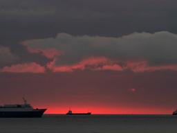 장마가 준 선물, 일년 중 가장 아름다운 노을을 만난다