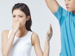 "앗 나 때문인가?" 땀 냄새가 코를 찌른다면…