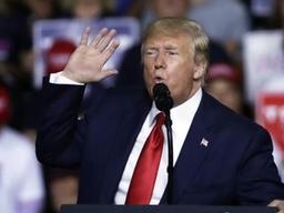 트럼프, 그린란드 ‘눈독’…백악관에 매입 검토 지시