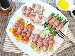 밀당과 사랑의 중심에서 와인을 외치다. '<strong>베이컨</strong> <strong>꼬치</strong>'