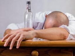 술 마시기 전.. 먹어두면 좋은 식품 5