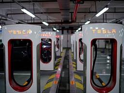 테슬라 50만대에 꽂아라…한·중·일 배터리 ‘<strong>상하이</strong> 대전’