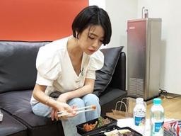 안영미, <strong>윤종신</strong> 도시락 먹방 인증샷 "마지막이라고 남긴 것"