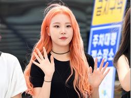 모모랜드 주이, <strong>열애설</strong> <strong>부인</strong> "사진 속 男, 오랫동안 알고 지낸 지인"