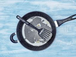 <strong>코팅</strong> 마모된 프라이팬, 금속성분 용출량 증가