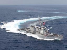 ‘신의 방패’ 이지스 구축함도 군집드론 못 막아