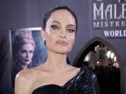 안젤리나 졸리, 많이 달라진 외모..세월은 못 이겨