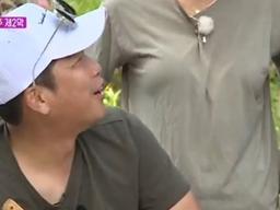 '불청' <strong>박재홍</strong>x김윤정, 커플티 의혹까지…핑크빛 기류